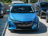 Used 2017 Toyota Prius Prime Premium image 2
