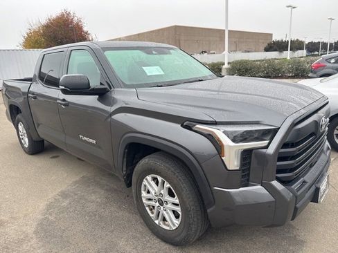 Used 2023 Toyota Tundra SR5 image 3