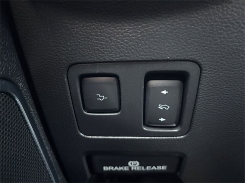 Used 2021 Ford F350 Platinum w/ Tremor Off-Road Package image 21