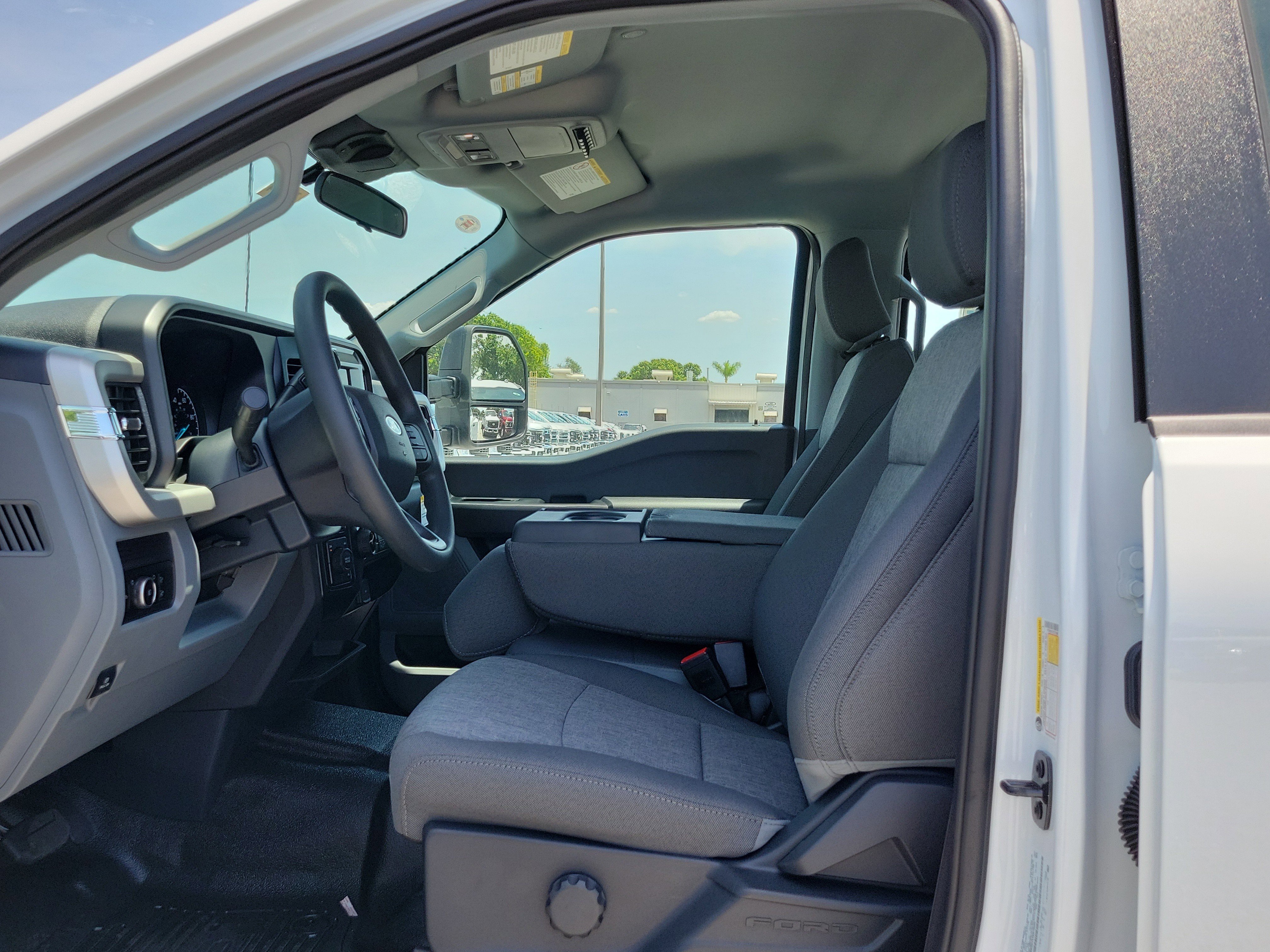 New 2026 Ford F350 XL AWD/4WD image 15