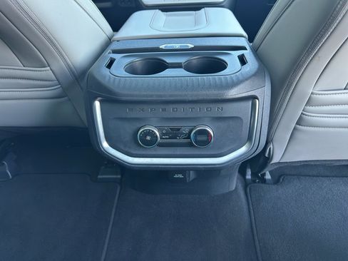Used 2025 Ford Expedition Max Active image 34