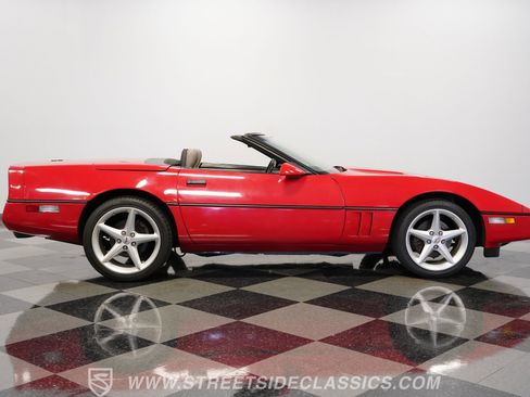 Used 1989 Chevrolet Corvette Convertible image 14