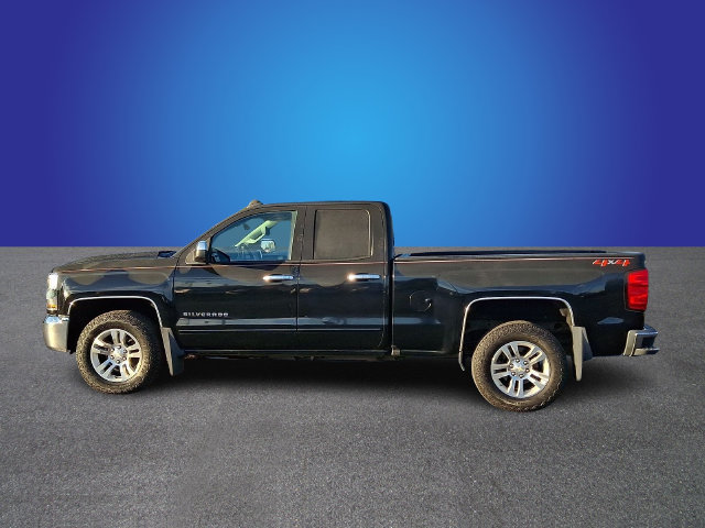 Used 2018 Chevrolet Silverado 1500 LT w/ All Star Edition AWD/4WD image 5