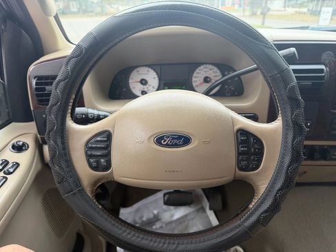Used 2006 Ford F250 King Ranch image 15