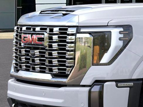New 2025 GMC Sierra 2500 Denali w/ Denali Reserve Package image 48