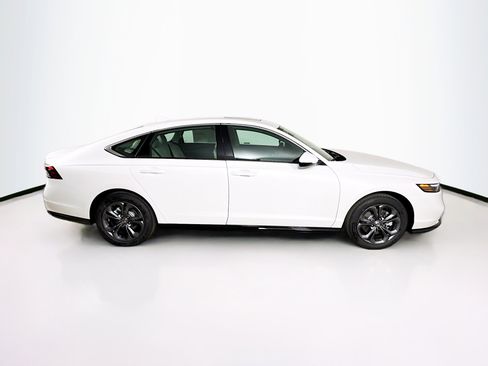 New 2026 Honda Accord EX-L image 2