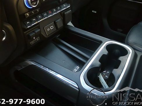 Used 2020 GMC Sierra 1500 AT4 w/ AT4 Premium Package image 21