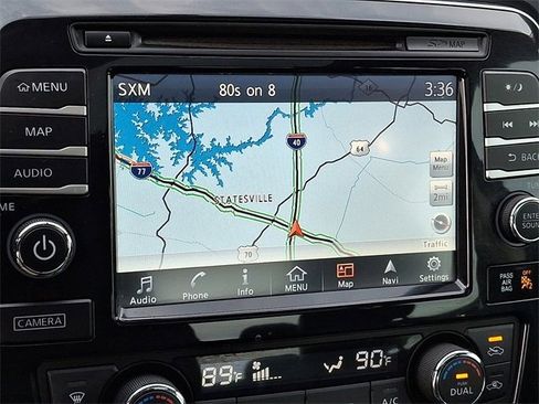 Used 2017 Nissan Maxima 3.5 SV image 15