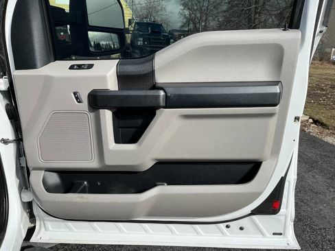 Used 2019 Ford F250 XL w/ XL Value Package image 18