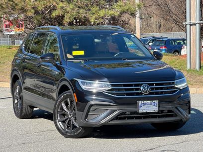 Used 2024 Volkswagen Tiguan SE