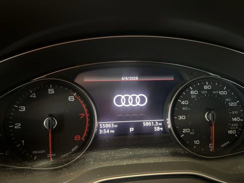 Used 2023 Audi Q5 2.0T Premium w/ Convenience Package image 2