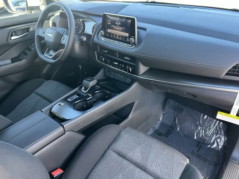 New 2026 Nissan Rogue SV image 9