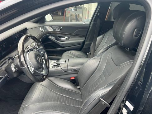 Used 2019 Mercedes-Benz S 560 Sedan image 8