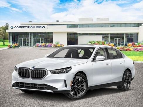 New 2026 BMW 530i xDrive w/ Premium Package AWD/4WD image 1