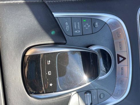 Used 2015 Mercedes-Benz S 550 4MATIC Sedan image 26