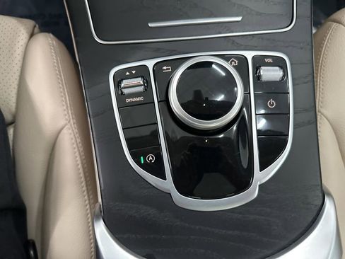 Used 2019 Mercedes-Benz C 300 Sedan image 19