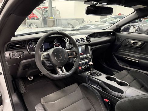 Used 2017 Ford Mustang Shelby GT350 w/ Electronics Package RWD image 10