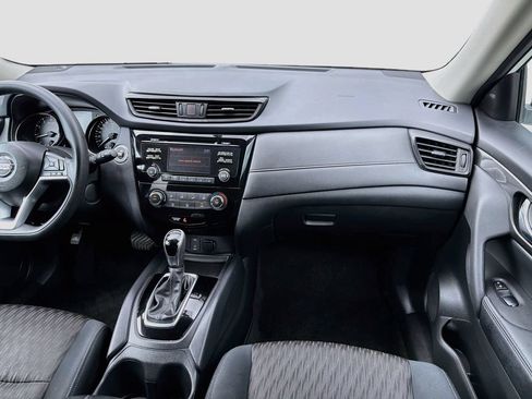 Used 2017 Nissan Rogue SV FWD image 23