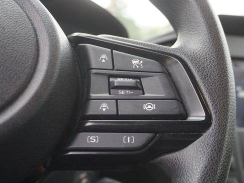 Used 2024 Subaru Crosstrek 2.0i AWD/4WD image 16