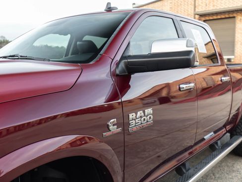 Used 2016 RAM 3500 Laramie w/ Convenience Group image 3