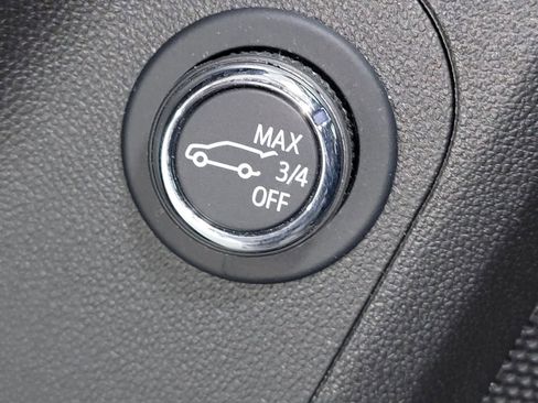 Used 2023 GMC Acadia SLE w/ Driver Convenience Package image 21