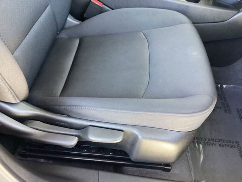 Used 2025 Chevrolet Malibu LT FWD image 18