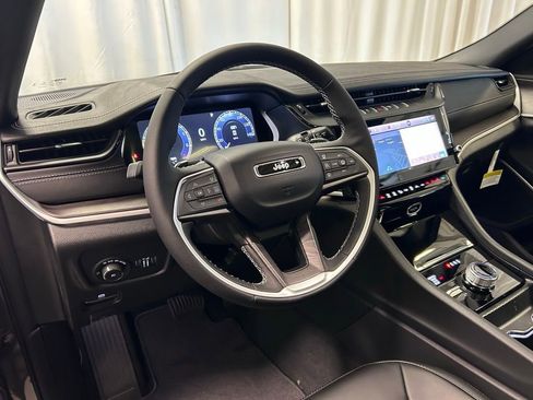 New 2026 Jeep Grand Cherokee L Limited AWD/4WD image 2