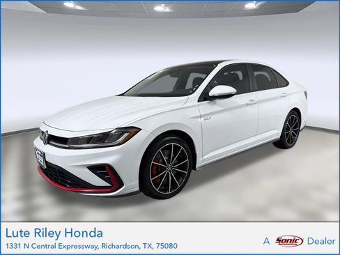 Used 2025 Volkswagen Jetta GLI Autobahn FWD image 1