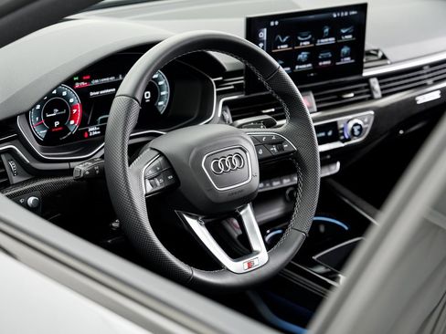 Used 2024 Audi S5 Prestige image 9