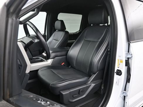 Used 2022 Ford F250 Lariat image 9