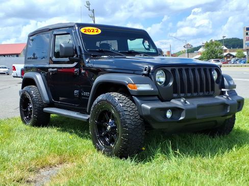 Used 2022 Jeep Wrangler Sport AWD/4WD image 8