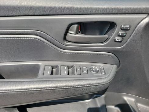 Used 2025 Honda Odyssey EX-L image 16