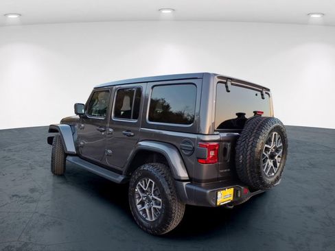 New 2026 Jeep Wrangler Unlimited Sahara AWD/4WD image 7