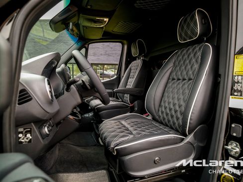 New 2024 Mercedes-Benz Sprinter 3500 image 10