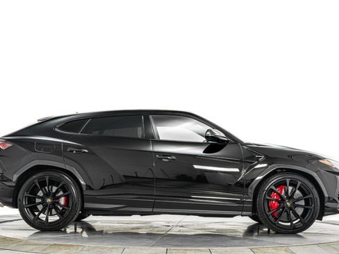 Used 2021 Lamborghini Urus AWD/4WD image 52