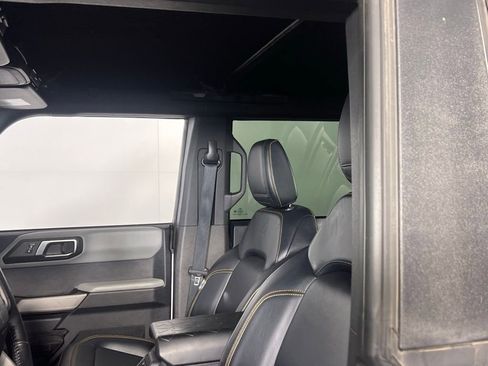 Used 2023 Ford Bronco Badlands image 22