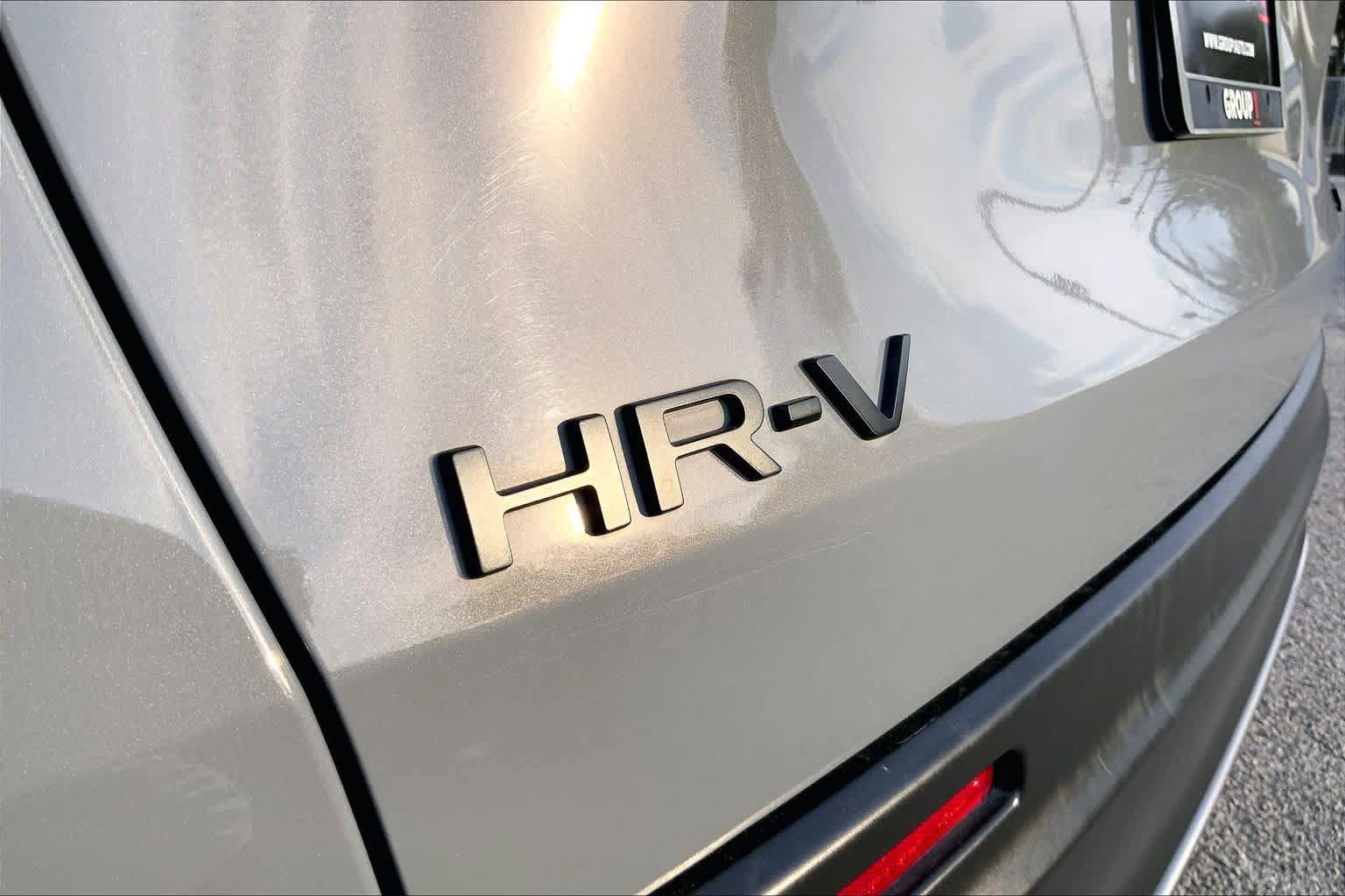 Used 2026 Honda HR-V Sport image 31