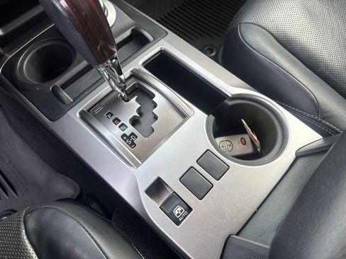 Used 2019 Toyota 4Runner Limited AWD/4WD image 32
