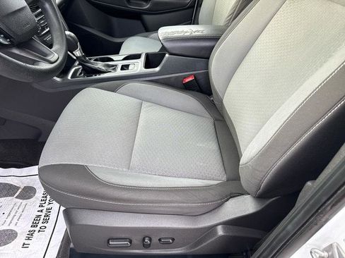 Used 2017 Ford Escape SE image 8