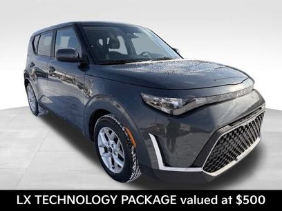 Used 2023 Kia Soul LX w/ Option Group 015