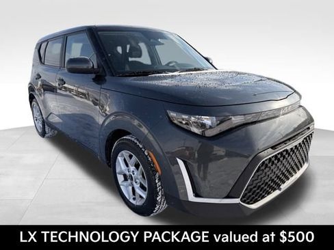 Used 2023 Kia Soul LX w/ Option Group 015 image 1