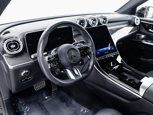 Used 2025 Mercedes-Benz GLC 43 AMG GLC 43 AMG image 9