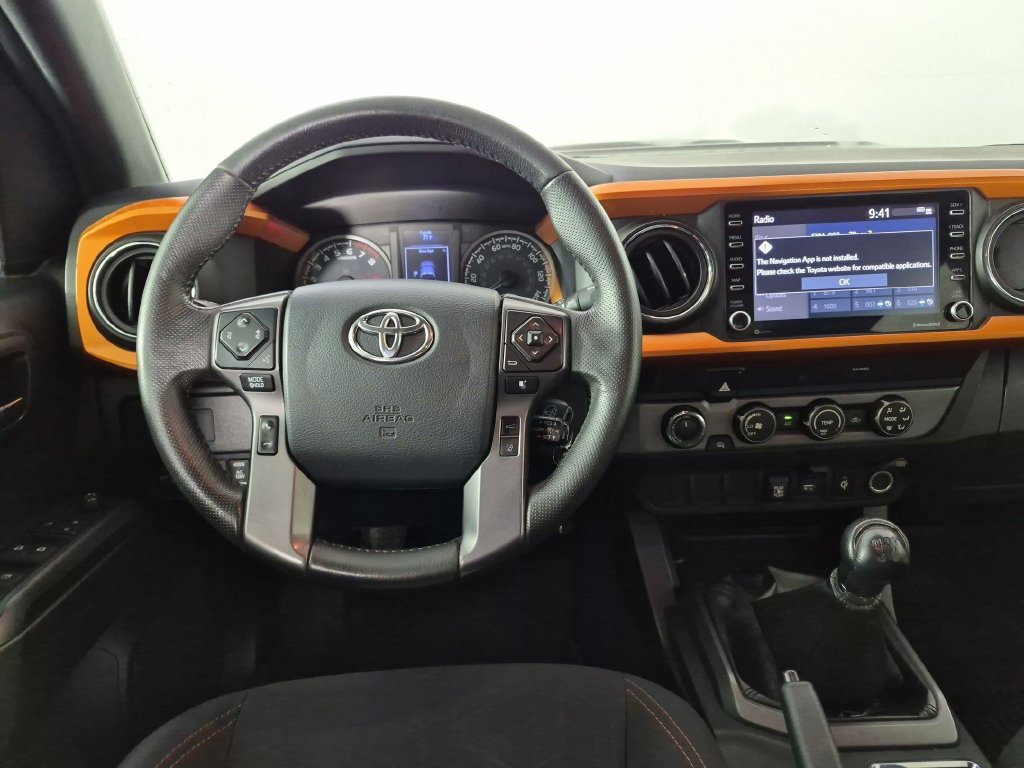 Used 2020 Toyota Tacoma TRD Sport AWD/4WD image 31