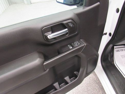 Used 2022 GMC Sierra 1500 Pro w/ Pro Value Package AWD/4WD image 32