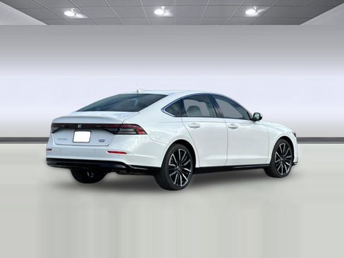 New 2026 Honda Accord Touring image 8