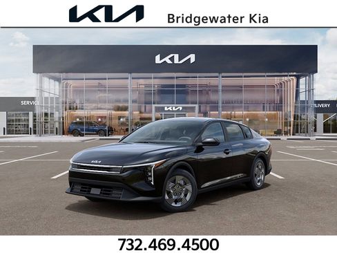 New 2026 Kia K4 LX image 1