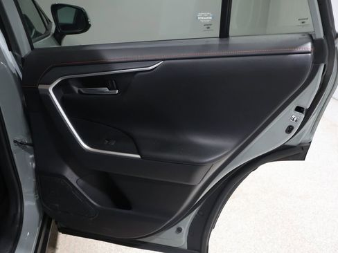 Used 2019 Toyota RAV4 Adventure image 21