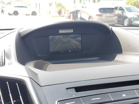 Used 2017 Ford Escape SE image 21