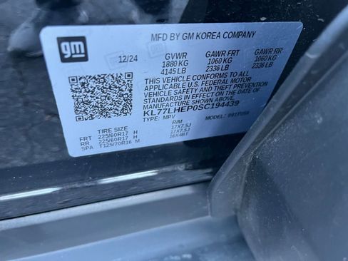 Used 2025 Chevrolet Trax LT image 22