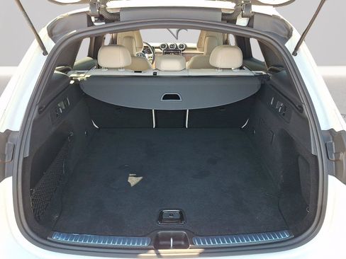 Used 2023 Mercedes-Benz GLC 300 4MATIC image 26